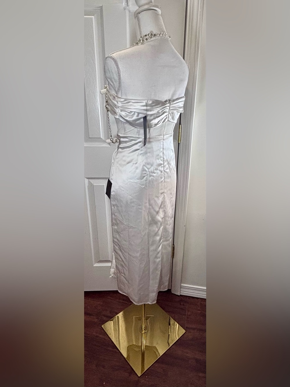 Lulus NWT High-Class Hottie White Satin Strapless Bustier Midi Sz L #2082736 - Picture 6 of 16
